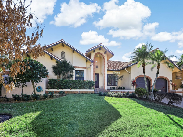 Marco Island Waterfront Luxury Villa